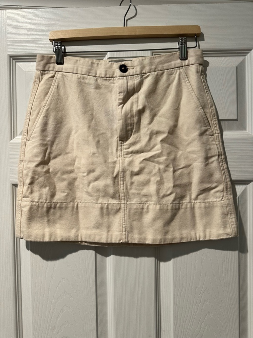 Everlane Natural Cotton Tailored Mini Skirt